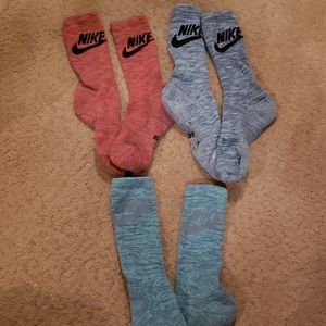 3 pr Mens 9-11 Nike Socks